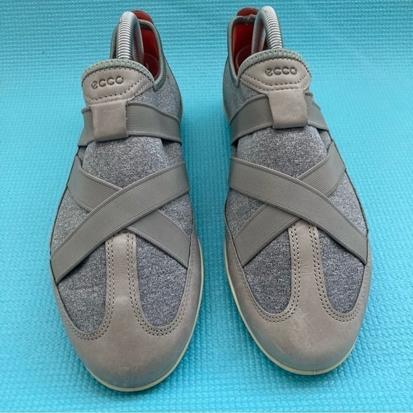 Womens Size 39 ECCO Grey Fabric Leather Elastic Slip On Shoes ( Us Size … - Picture 2 of 9